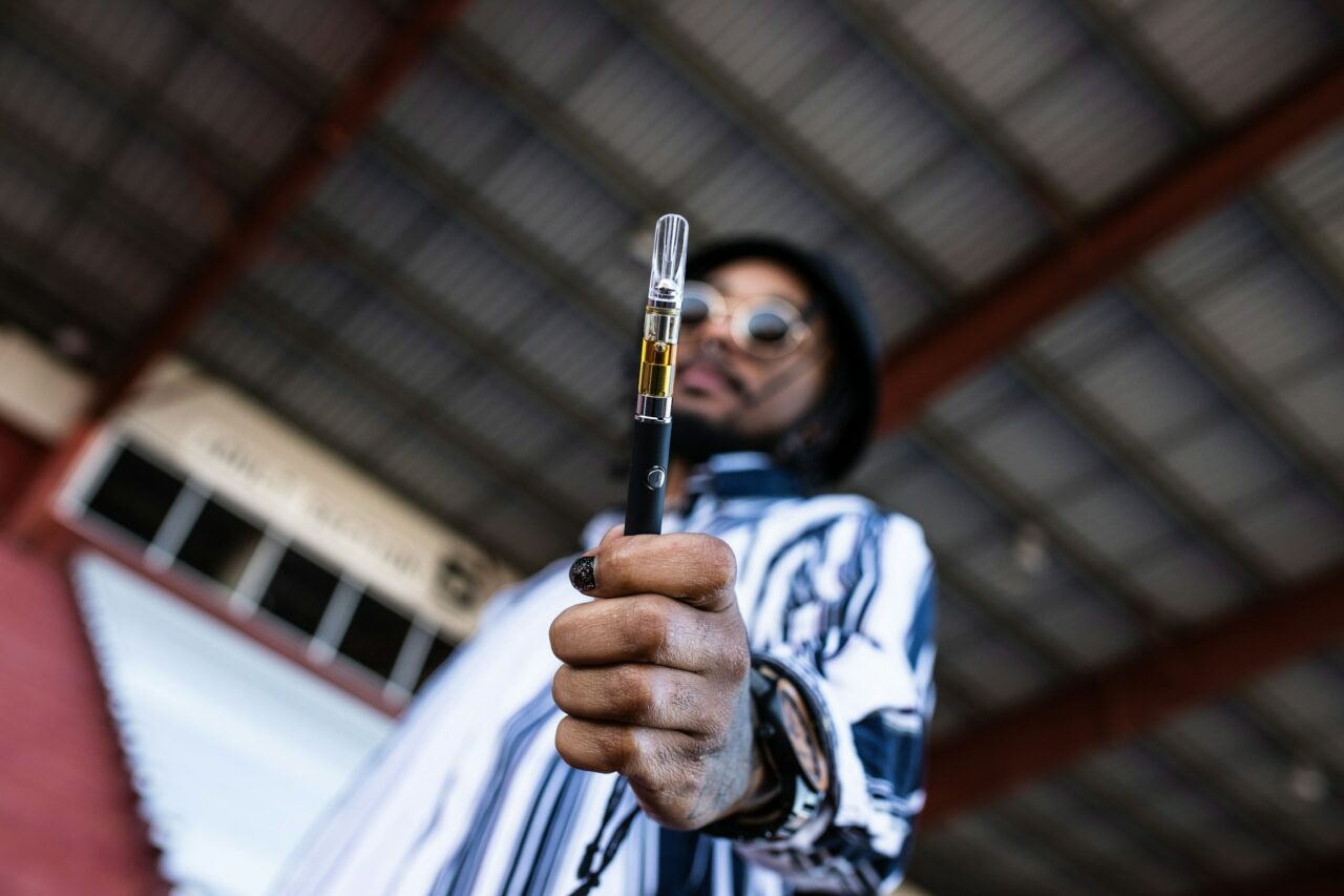 DMT Pens & Death Simulation: Comparing the Effects of DMT to a Near-Death Experience on Your Brain
